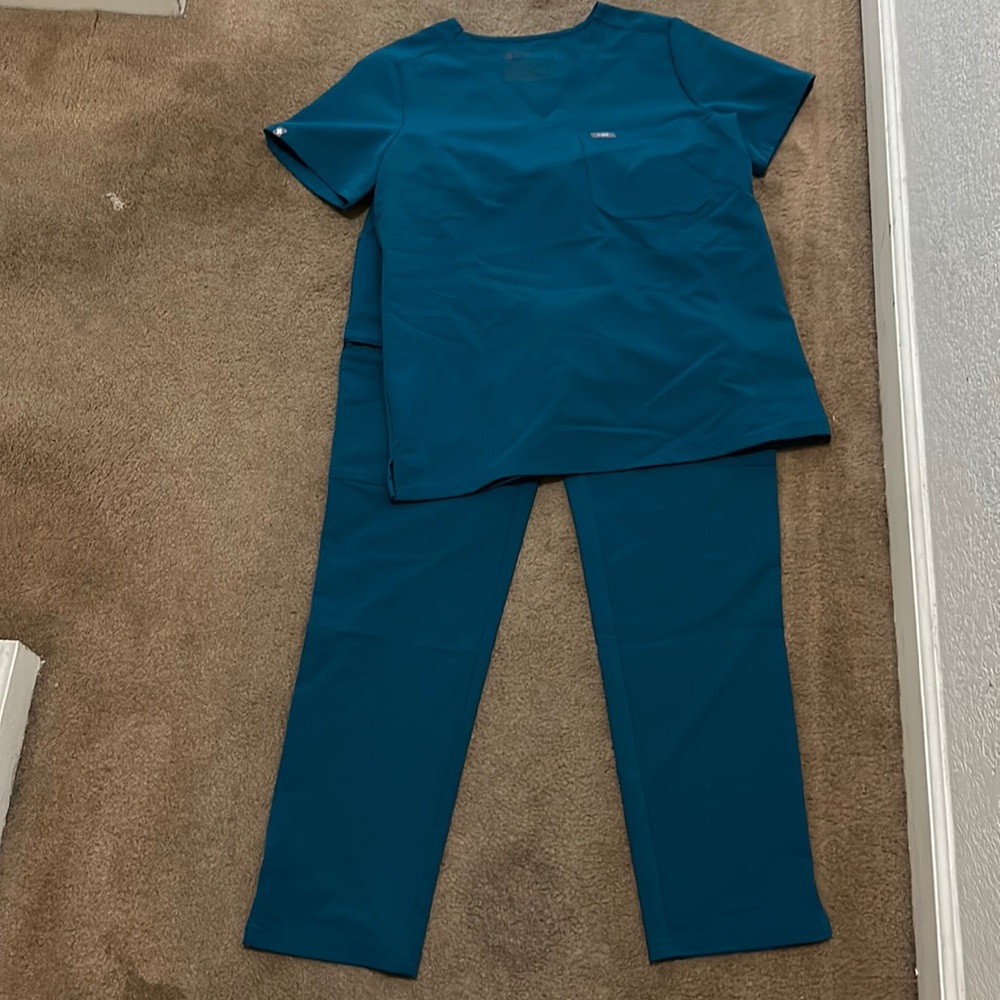 Figs scrubs set, size S, S/P.